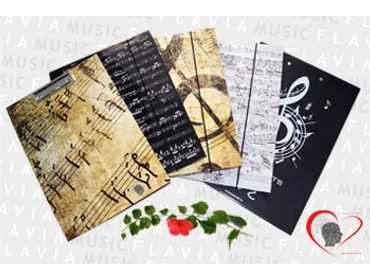 Kottás mappák, felírótáblák